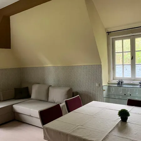 Landsitz Kammerburg - Verwalterwohnhaus * Lorch am Rhein