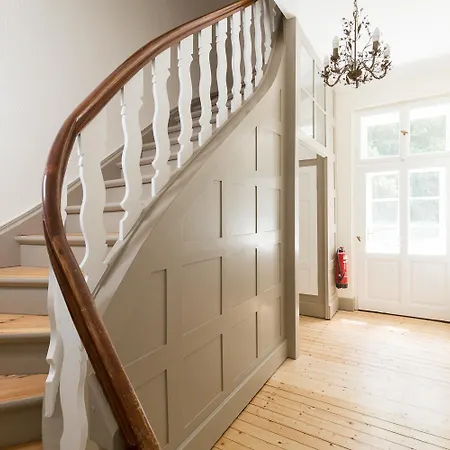 Landsitz Kammerburg * Lorch am Rhein