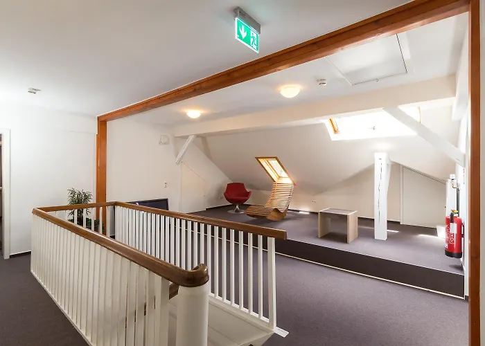 Landsitz Kammerburg * لورش ام راين